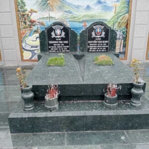 Mộ đá Hoa Cương - MHC1